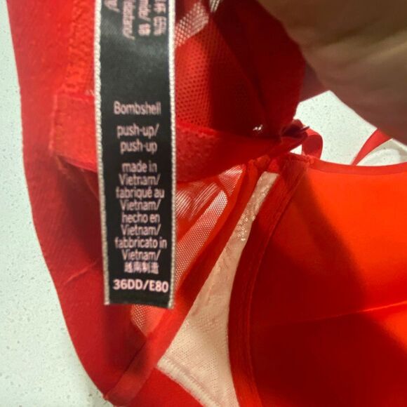 Victoria’s Secret bra bombshell push-up size 36DD - Picture 8 of 8